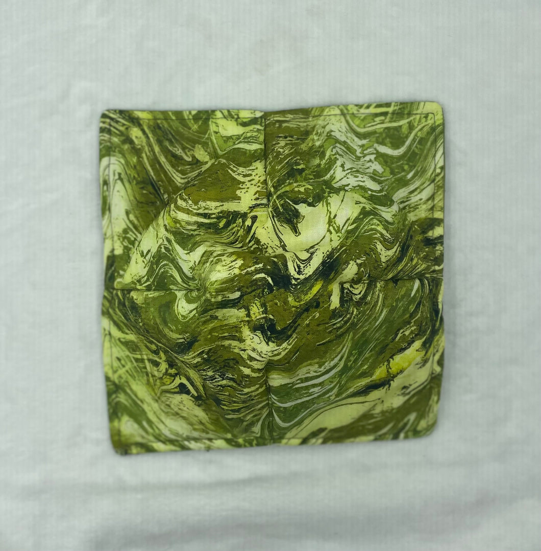 Green swirl plate Cozie