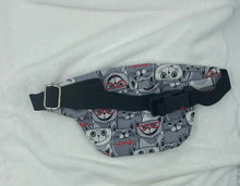 Load image into Gallery viewer, Smarty cat mini belt bag