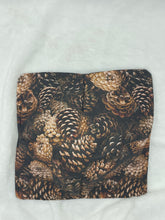 Load image into Gallery viewer, Pinecone Bowl Cozie