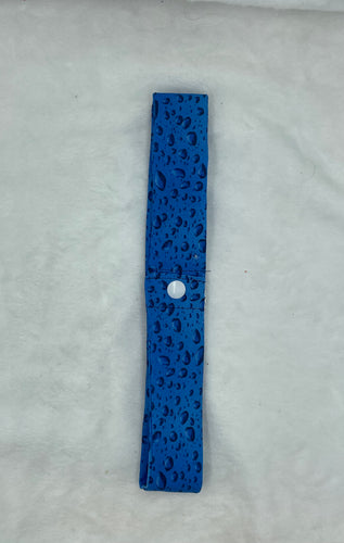 Water Drop Collar Cooler with snap closure