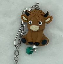 Load image into Gallery viewer, Brown Highland Cow Tea Ball