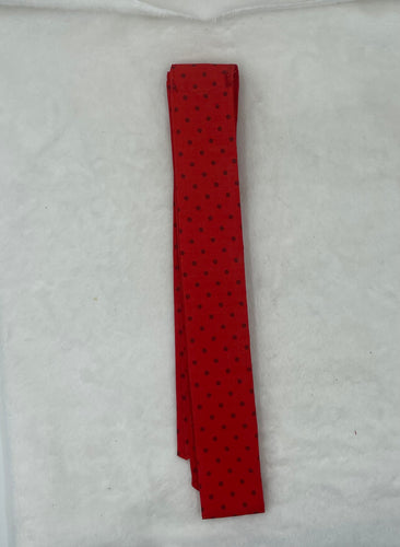 Red small polkadot collar cooler with tie closure