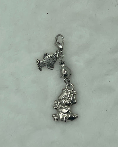 Raccoon charm/zipper pull