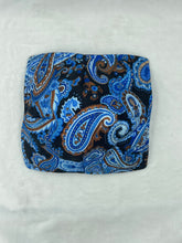 Load image into Gallery viewer, Blue Paisley Bowl Cozie