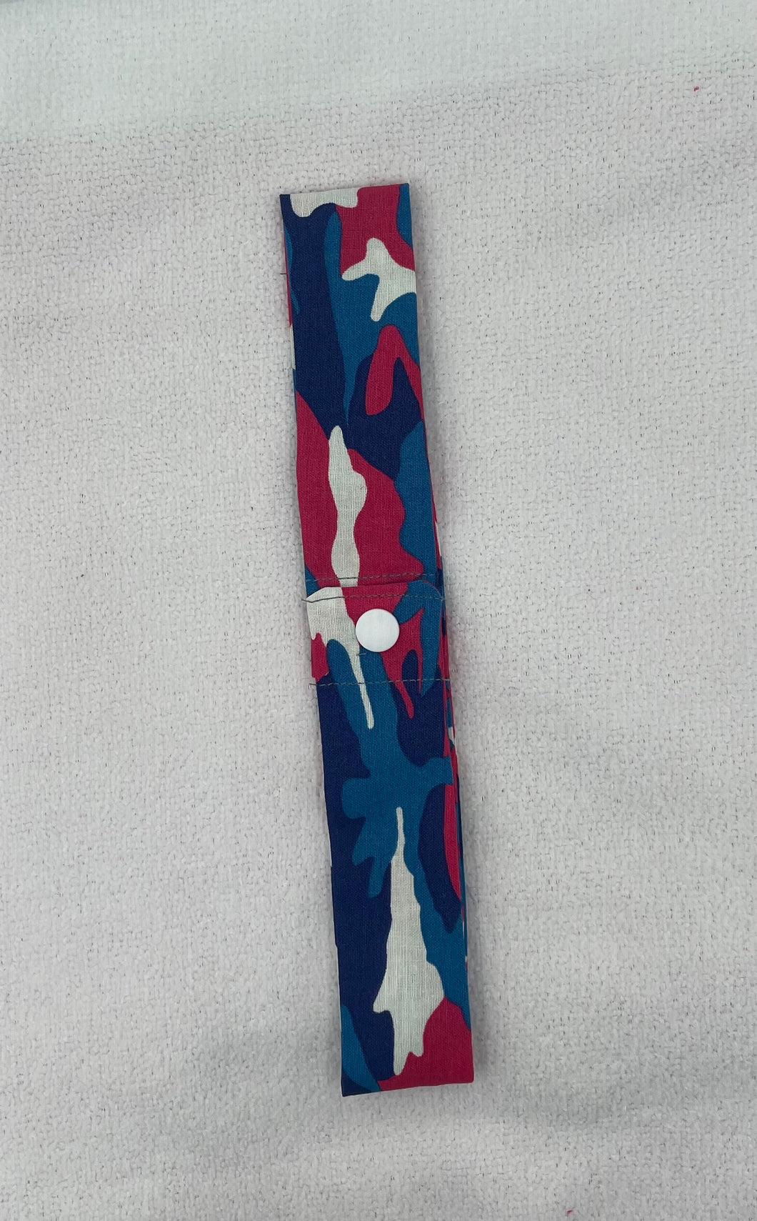Blue and Pink Camo Collar Cooler with snap closure