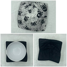 Load image into Gallery viewer, Skull and Crossbones bowl Cozie