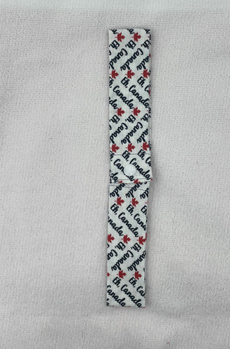 White Canada eh! Collar cooler with snap closure