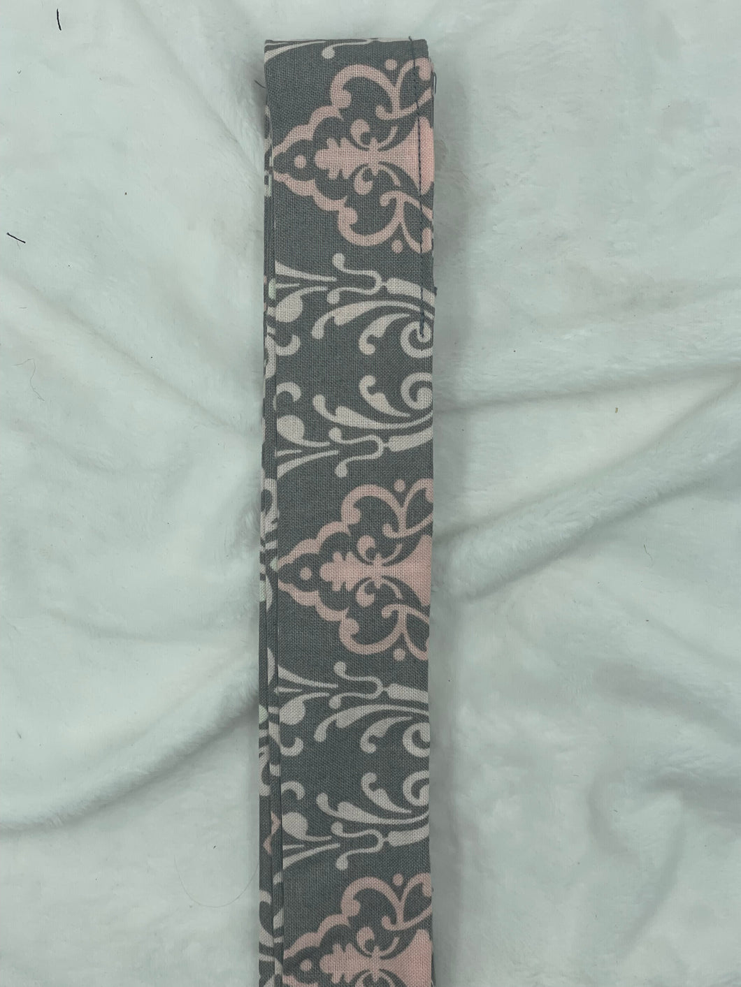 Grey and Pink Cooler Collar