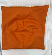 Load image into Gallery viewer, Pumpkin and Sunflower Plate Cozie