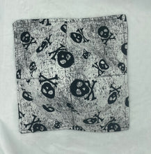 Load image into Gallery viewer, Skull and Crossbones Large Bowl Cozie