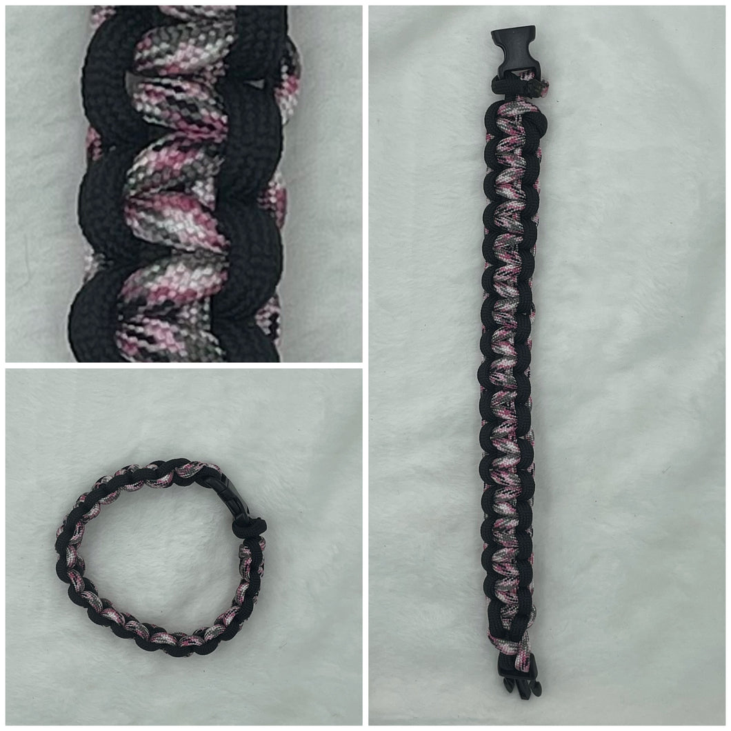 Black with pink camo centre paracord bracelet